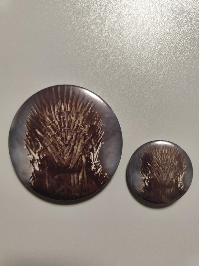 Der Eiserne Thron Button