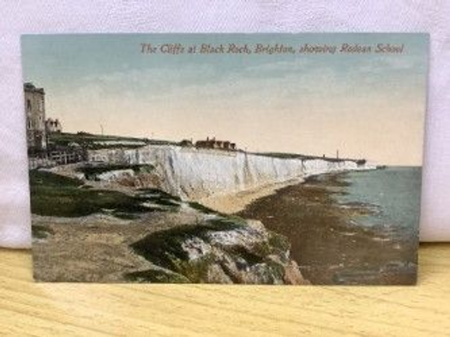 Brighton, The Cliffs at Black Rock showing Roedean School, Pictorial Centre postcard. Our Ref: No. R52