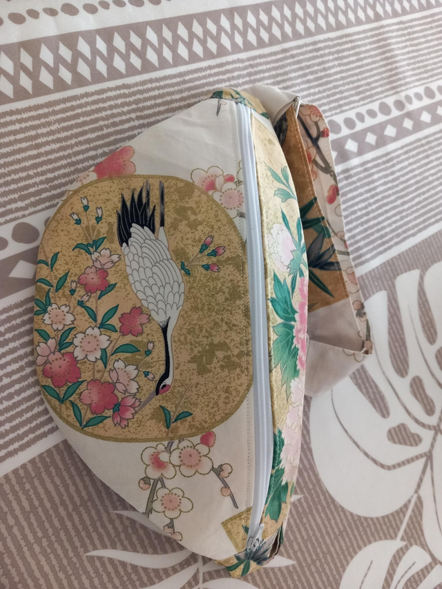 Sac banane, réservé Julie