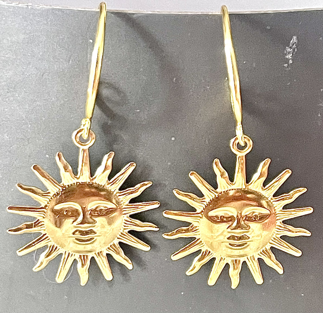 BO19 - Boucles d’oreilles soleil doré