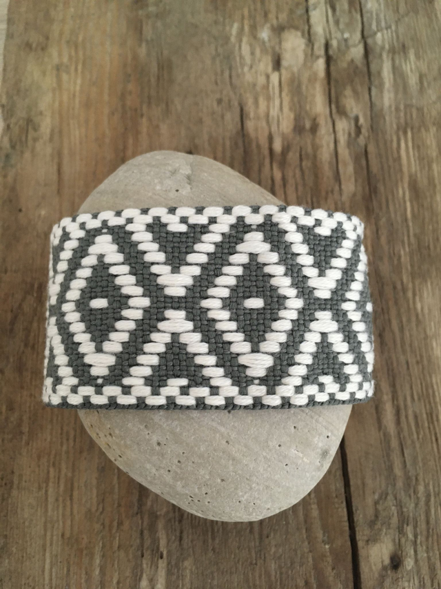 BRACELET MANCHETTE ETHNIQUE