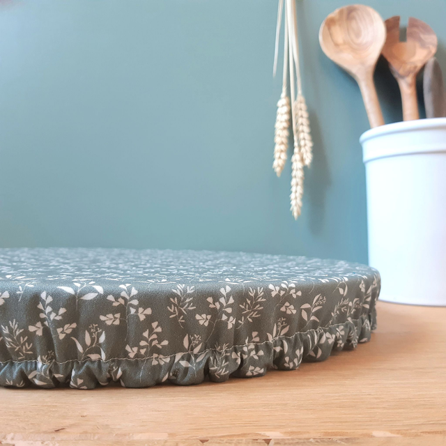 Charlotte à plats / Fleurs délicates