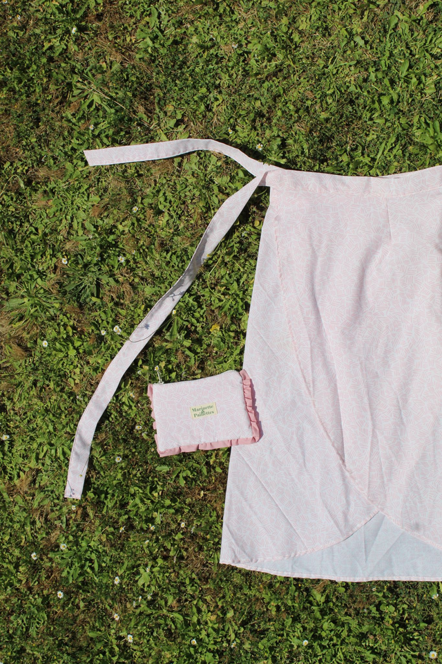 Jupe portefeuille upcyclée motif rose géométrique - Taille unique