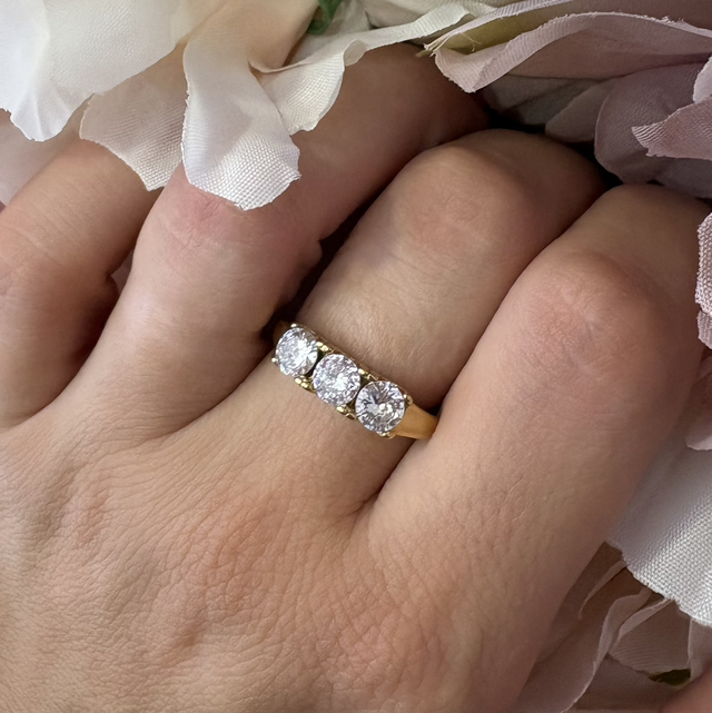 Anello Trilogy Gold 