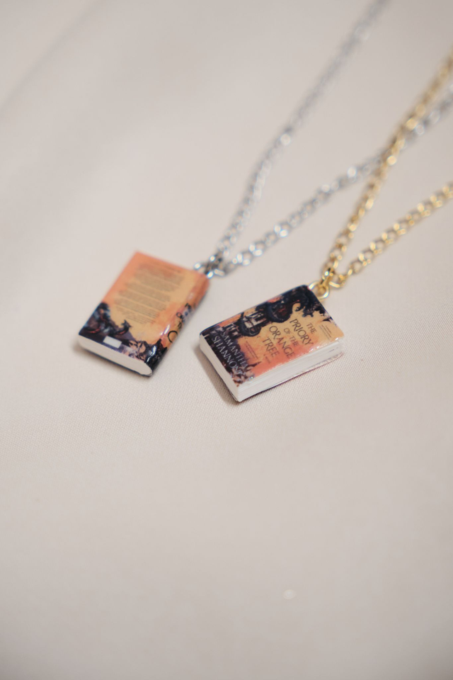 Collares de libros | The Priory of the Orange Tree | Samantha Shannon