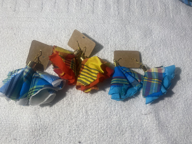 Boucles d'oreille frou-frou