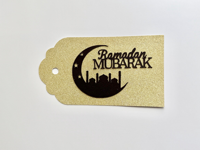 Ramadan Mubarak gift tag