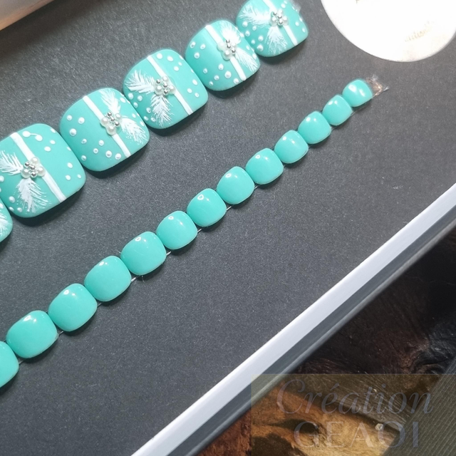 Mix Pearl Green little pieds