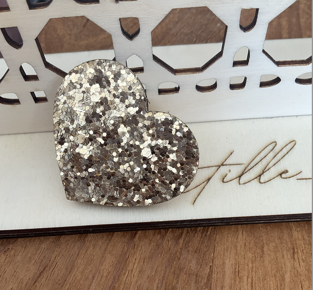 Broche &quot;Gros coeur&quot; de B&amp;S - dorée