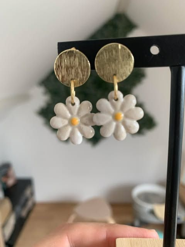 Boucles d&#039;oreilles