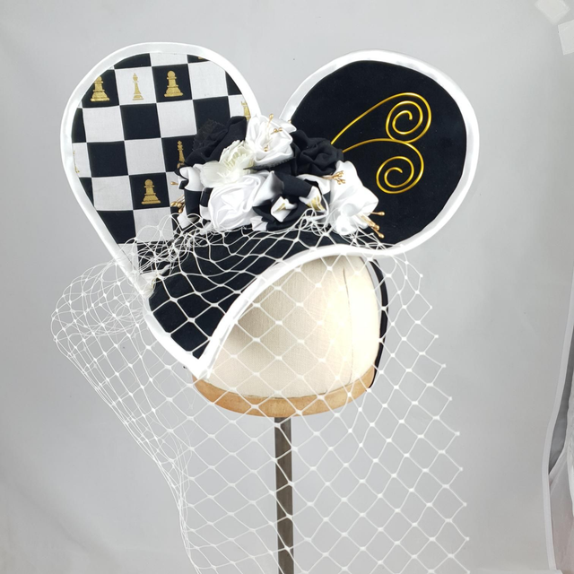 Coiffe coeur noire et blanche