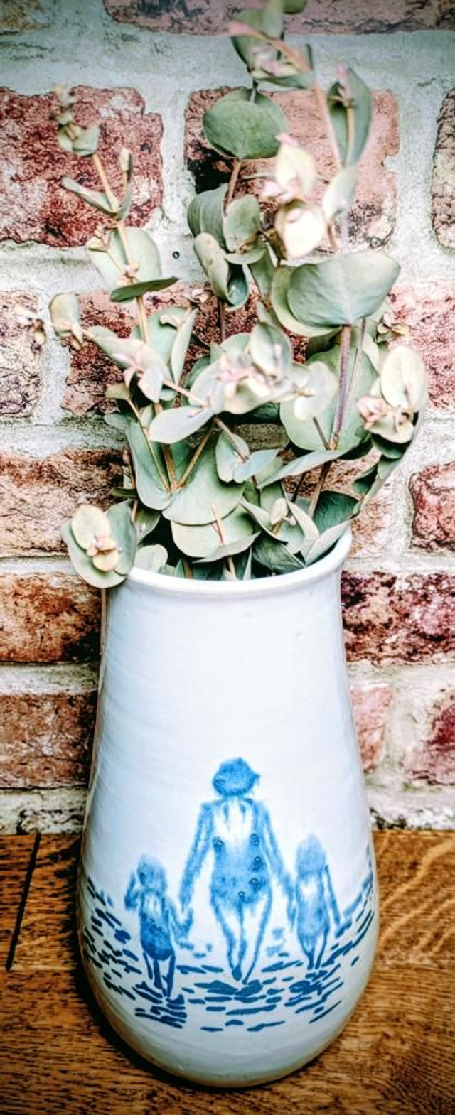 Swimmer Stoneware Vase - Family