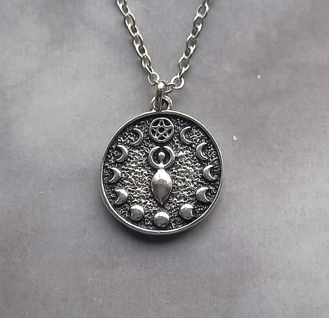 Goddess Necklace 