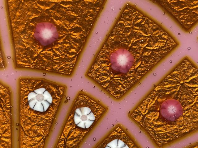 Geometric Design Reactive Ruby Pink dish with Silver Leaf