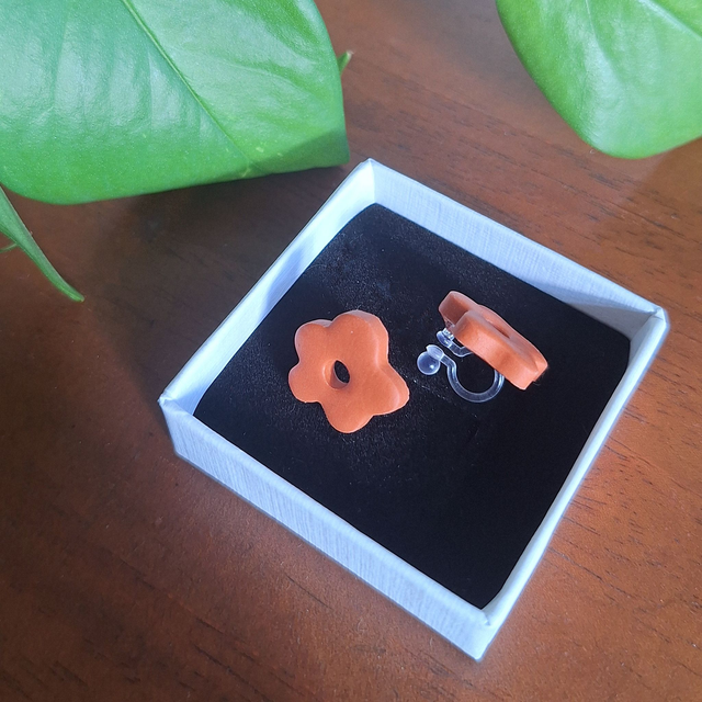 Petites fleurs terracota - clips 
