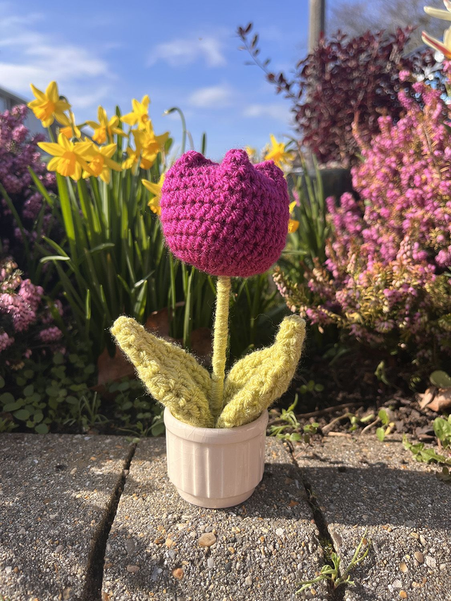 Crochet Tulip (Plum Purple)