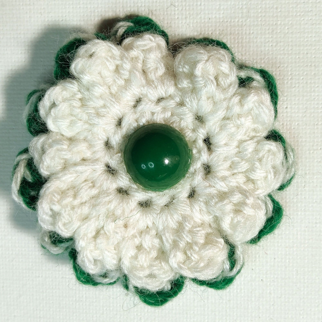 Barrette fleur double vert blanc crochet bouton vert pince crocodile