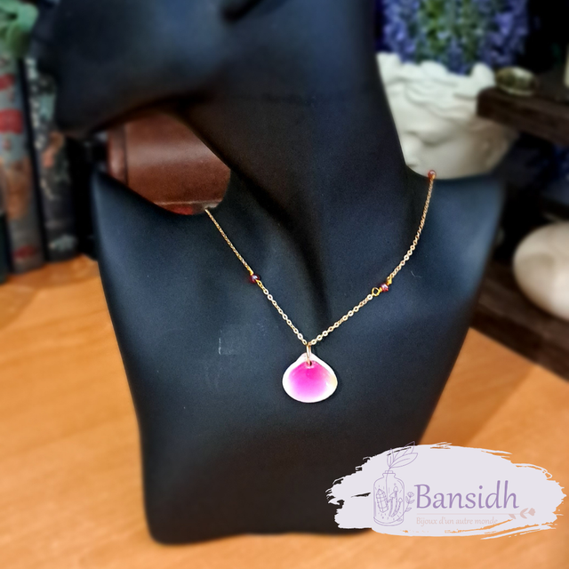 Collier bonbon coquillage rose