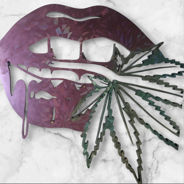 Décoration murale holographique bouche