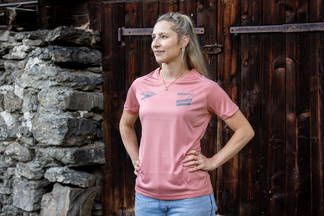 T-Shirt nur für Finisher 2022 (bleikur) Damen  