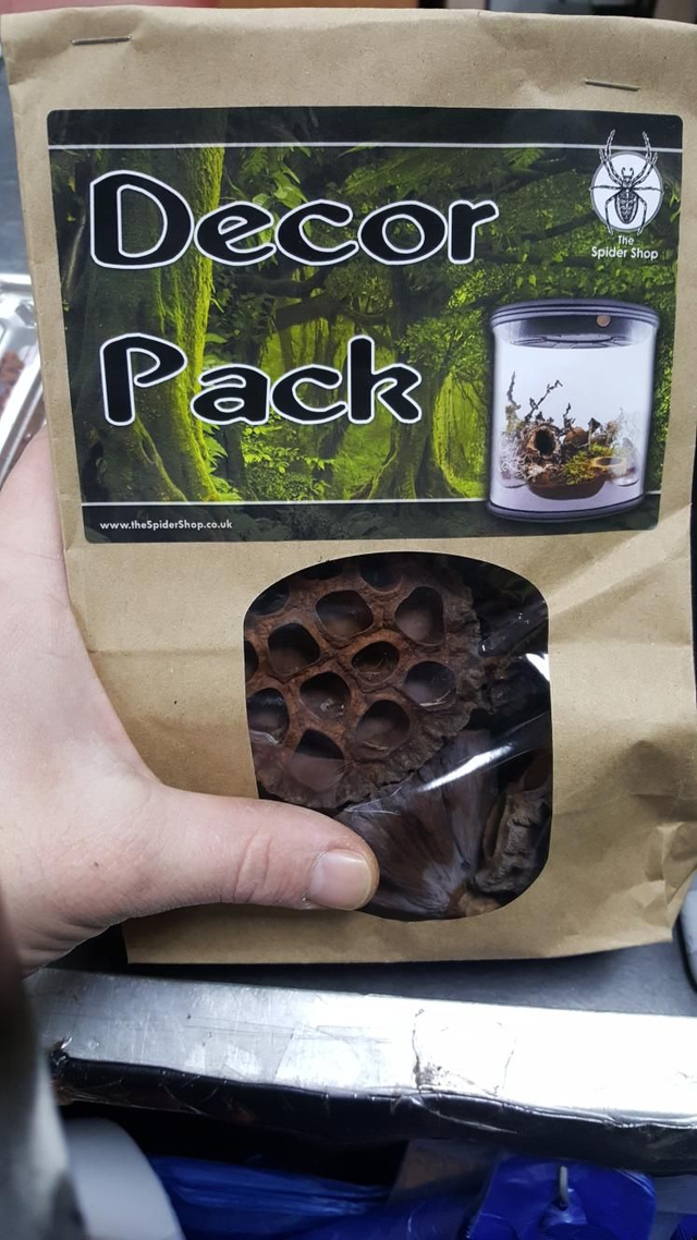 Shrimp botanicals aquairum decor pack