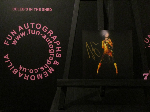 Leigh-Anne Pinnock - 'Don't Say Love' Authentic Autographed Single Cover (7)