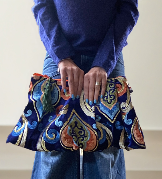 Pochette plissée en velours 