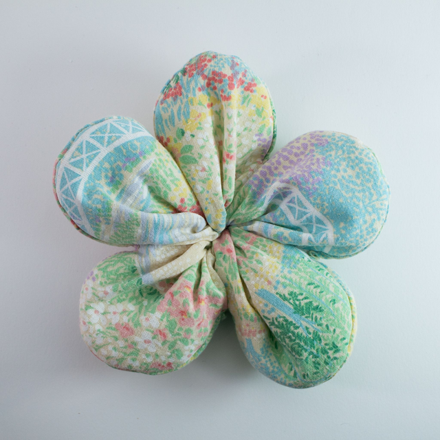 Scrunchy fleur XXL - Motif floral pastel