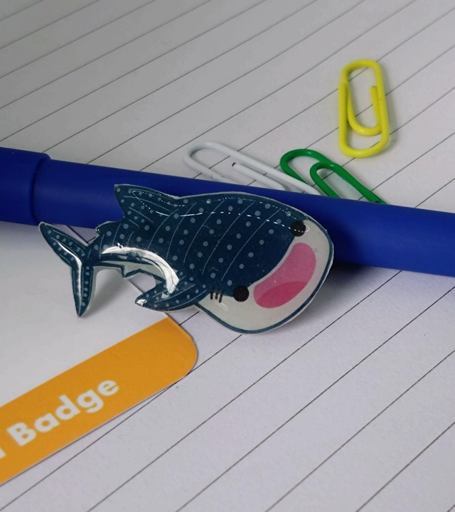 Whale shark pin badge