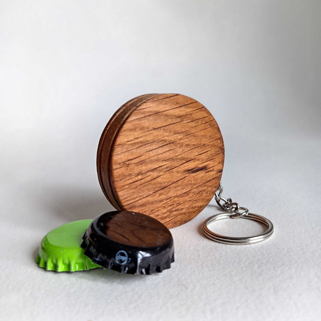 Décapsuleur porte clés rainuré