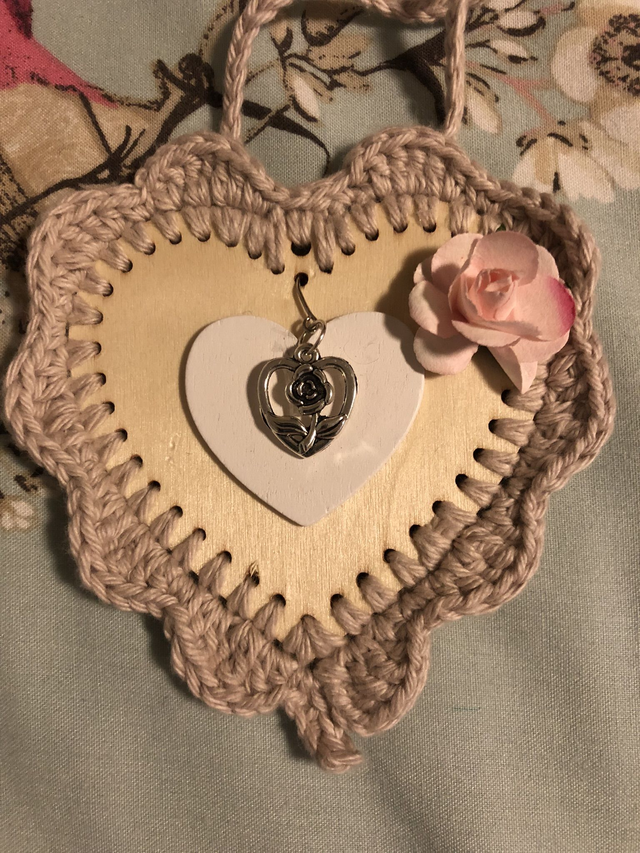 Hearts hanging Large Random Available