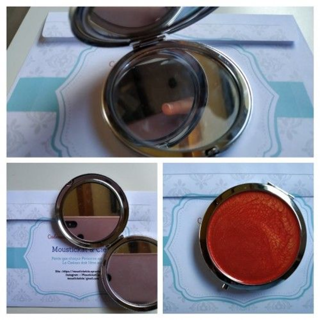 Miroir de poche émaillé effet " rouge ANGLAIS "