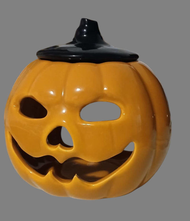 Brûle-Parfum Halloween – "Mystère Envoûtant"