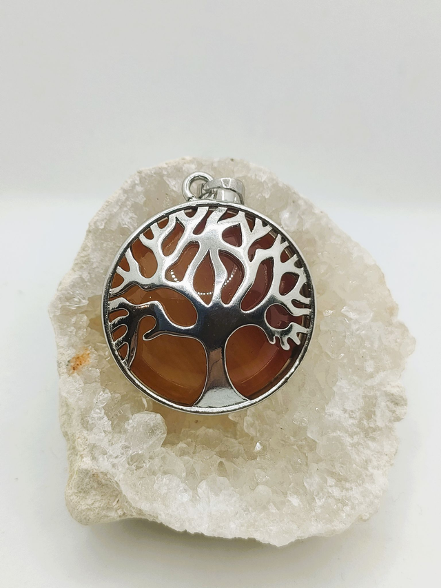 PENDENTIF EN CORNALINE