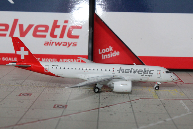 Helvetic Airways Embraer E190-E2 (HB-AZC), 1:400 Gemini Jets