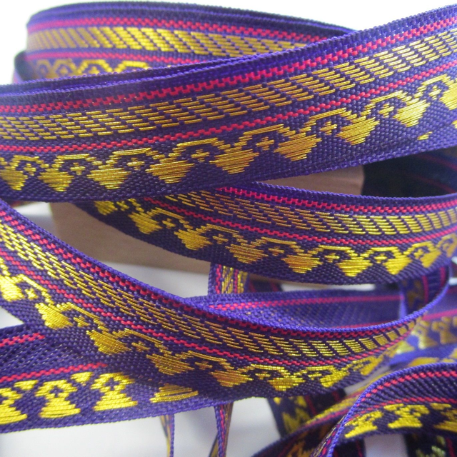 Brokatborte mit Rautenmuster aus Goldfaden, Vintage Goldborte, Dekoband, 1,3 - 1,5 cm breit, Meterware