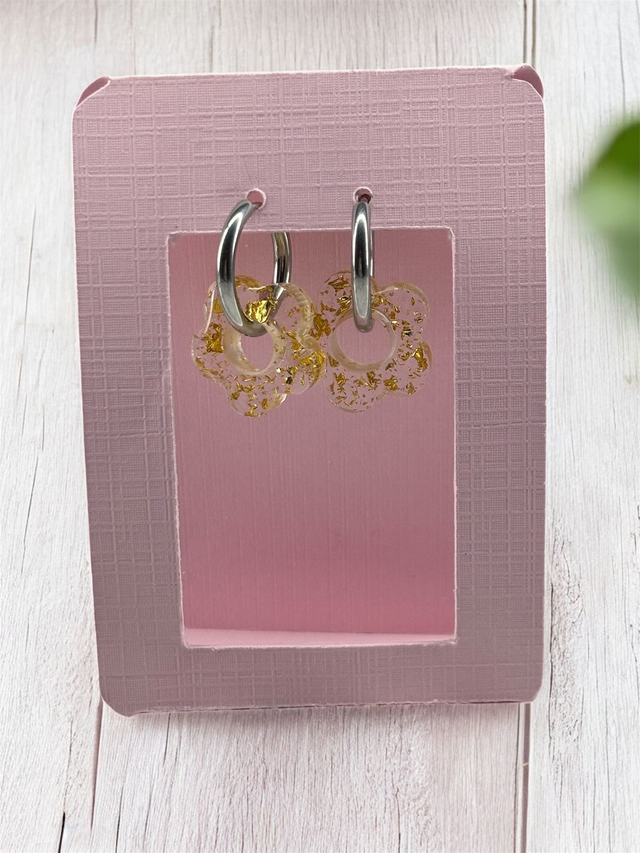 Boucles d'oreilles fleurs résine époxy