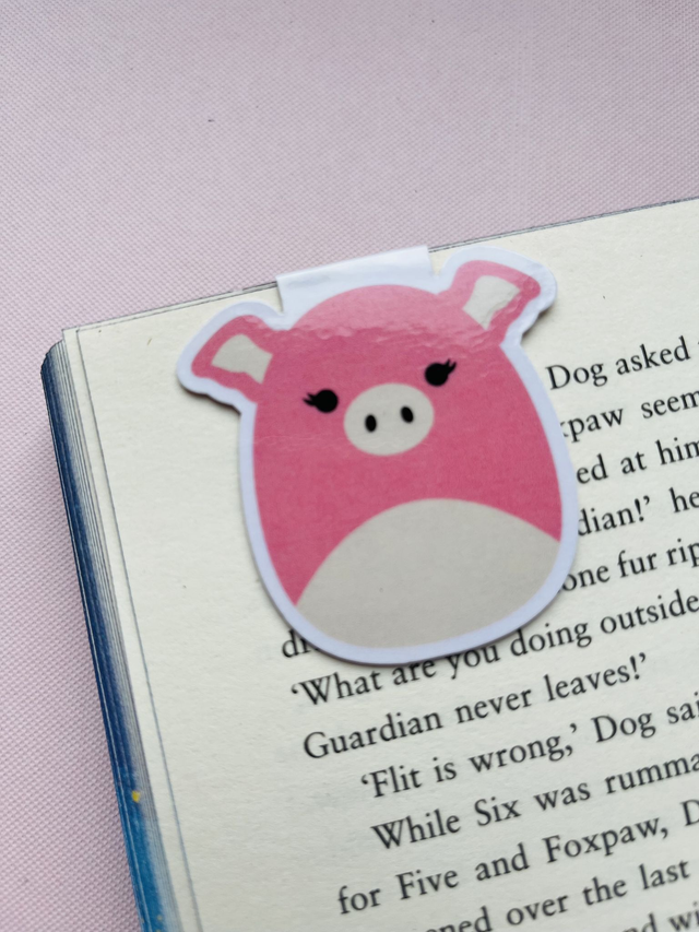 ‘Pig’ Squish magnetic bookmark