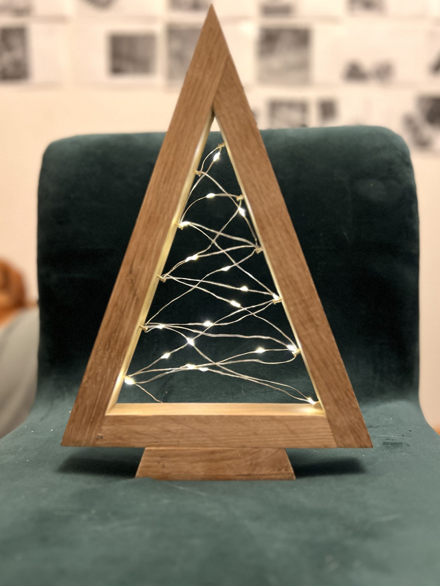 Light Up Christmas Tree (Oak)