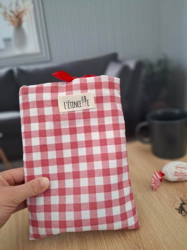 Pochette à livre - Carreaux rouges et blancs