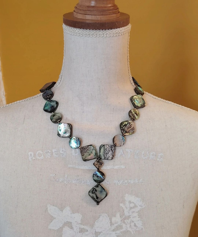 Collier de nacre vintage