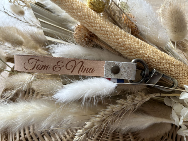 Porte-clés en cuir personnalisé- Cadeau invité mariage