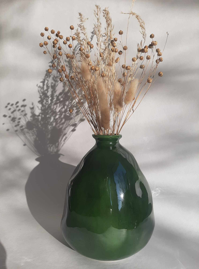 Vase organique vert 