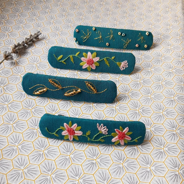 Barrettes brodées Breudaira 