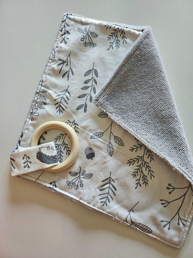 Doudou avec anneau de dentition