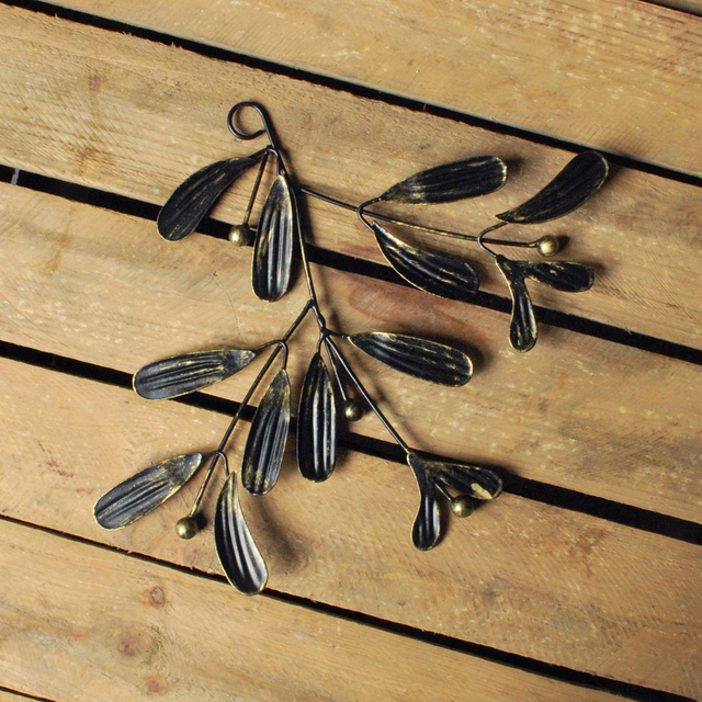 Mistletoe Sprig with Gold Berries