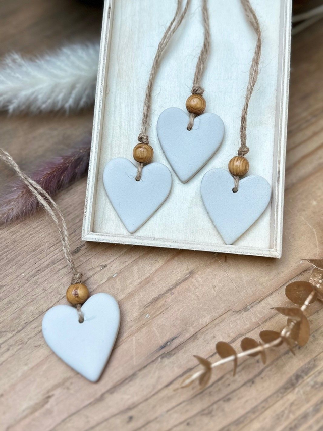 PETIT AMOUR, cœur en argile décoration à suspendre