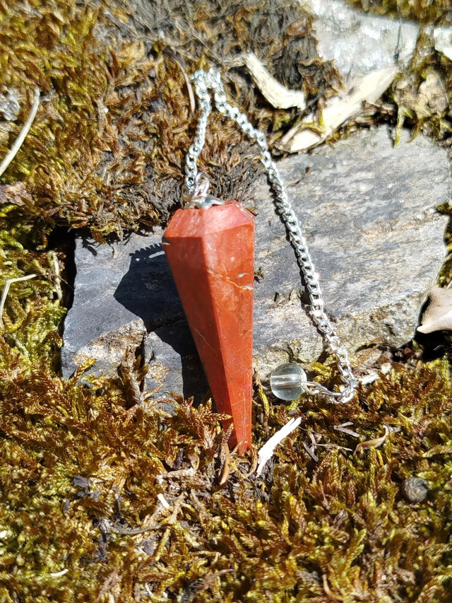 Pendule Jaspe rouge 