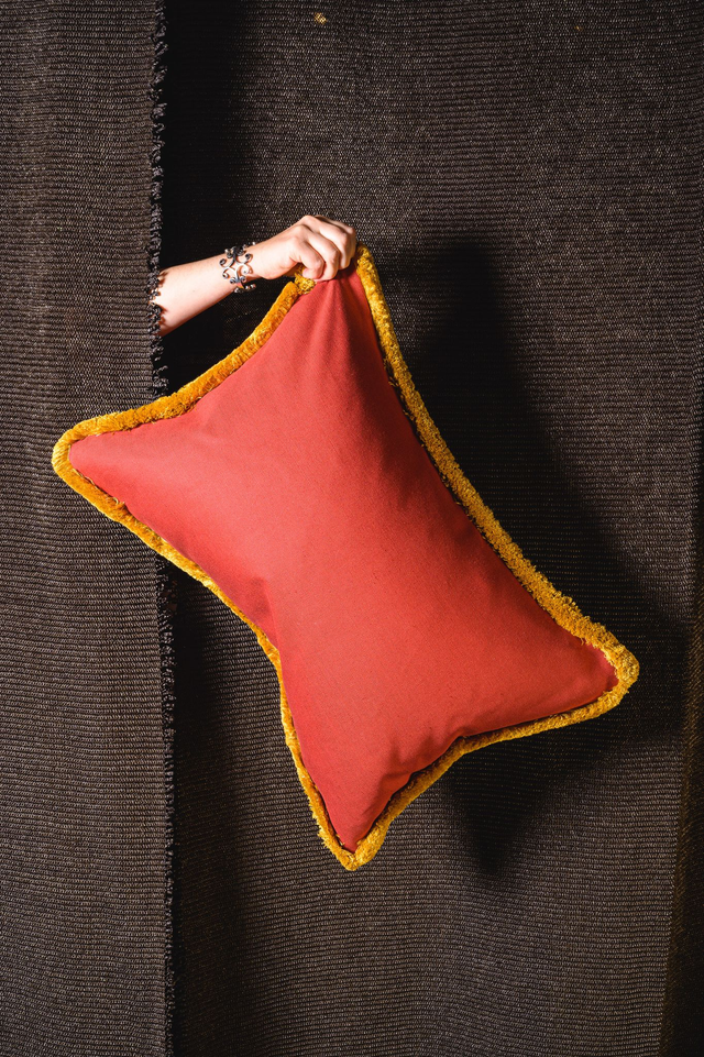 Pierre Frey doubleface cover cushion red yellow cotton copricuscino bicolore giallo rosso gift present home decoration