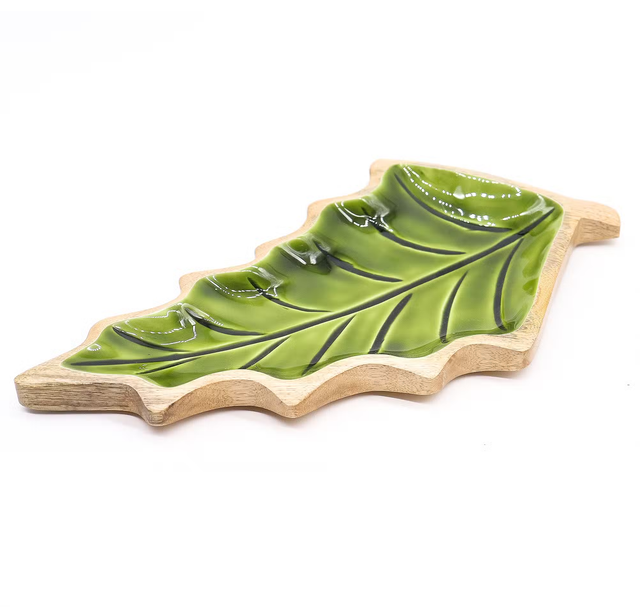 Perdido na Floresta - Taça em madeira com folha esmaltada - 33x17cm